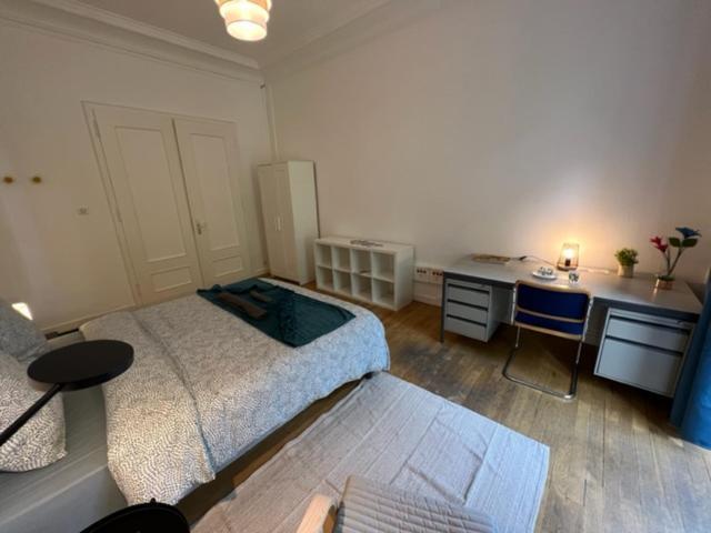 Chambres Privees -Private Room- Dans Un Spacieux Appartement - 100M2 Centre Proche Gare Mulhouse Exterior photo